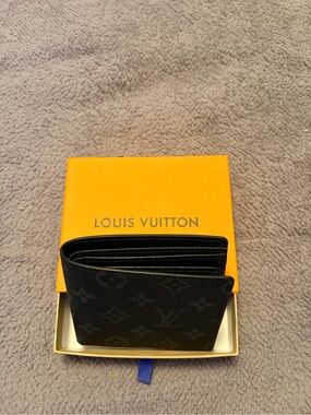 Louis Vuitton Monogram Eclipse Bi-Fold Wallet - Black and Gray